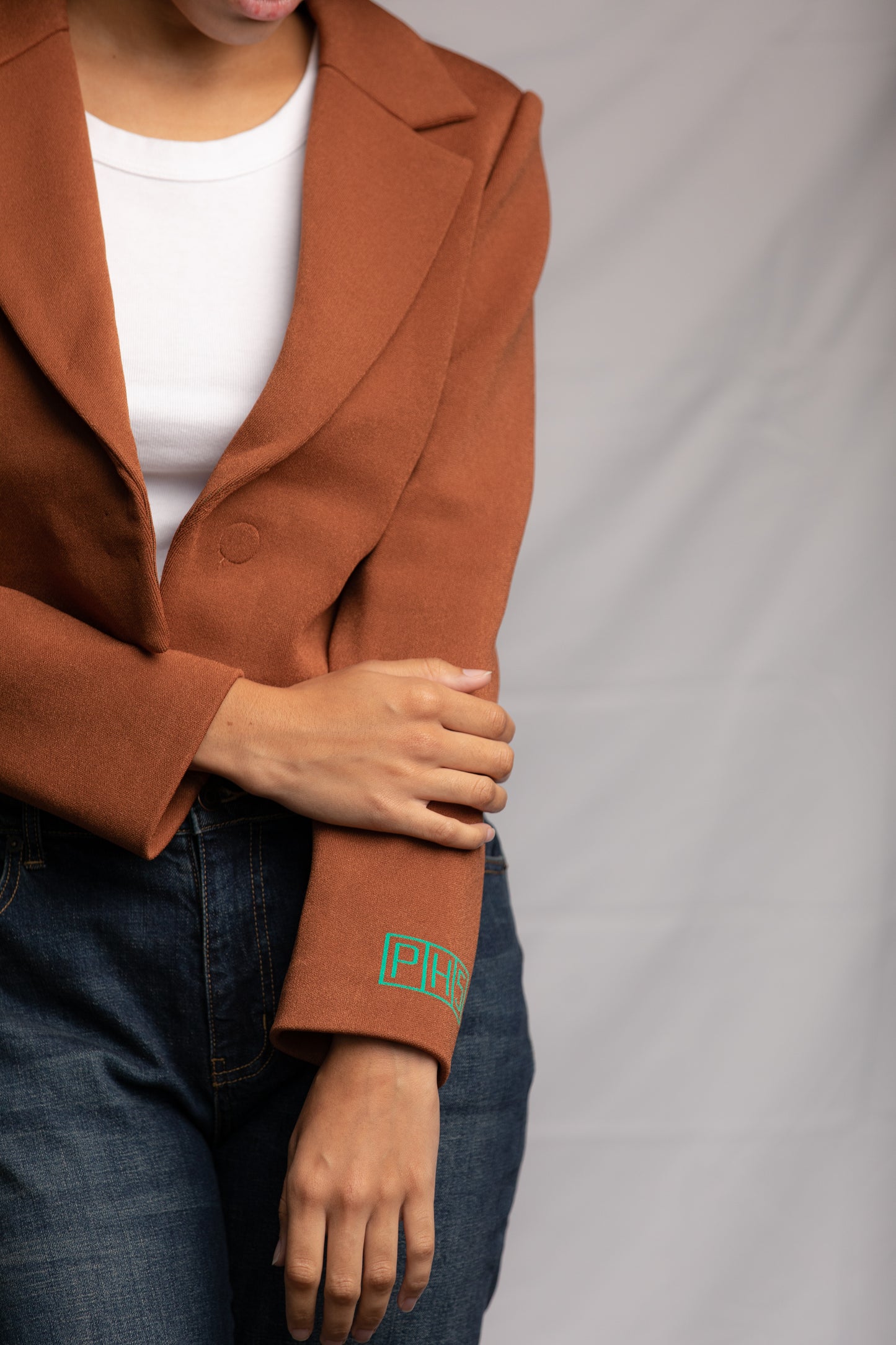 Isabella Cropped Brown Blazer