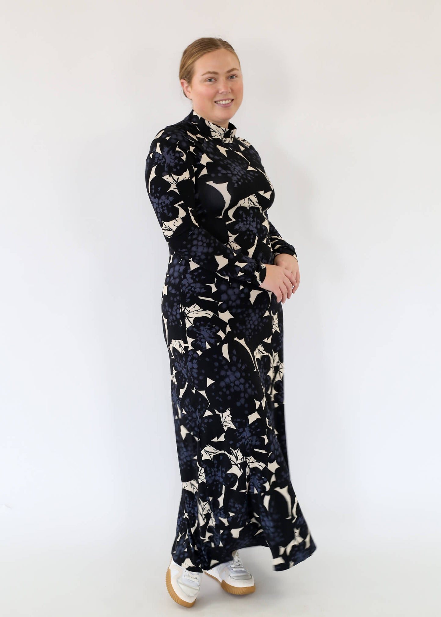 Speculus Dress