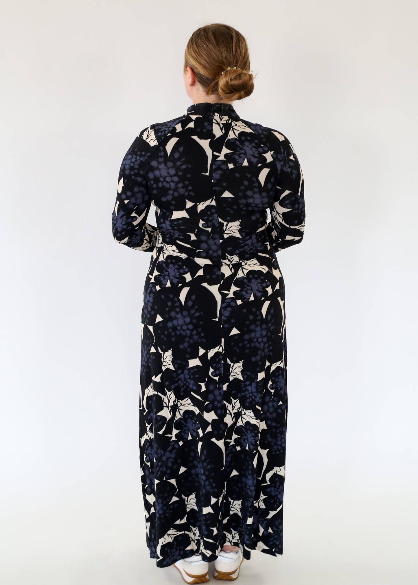 Speculus Dress